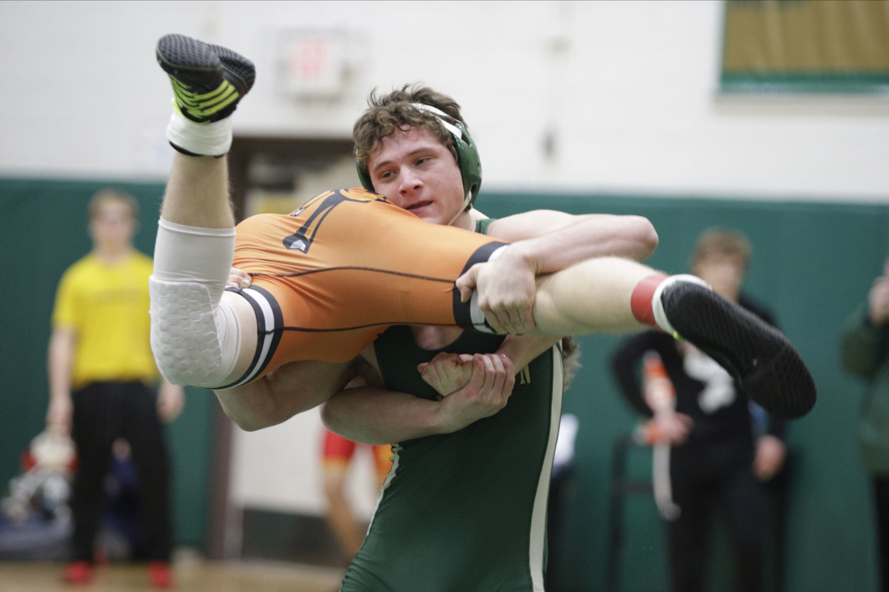 GALERY-2A-wrestling-regional-026-020920.JPG